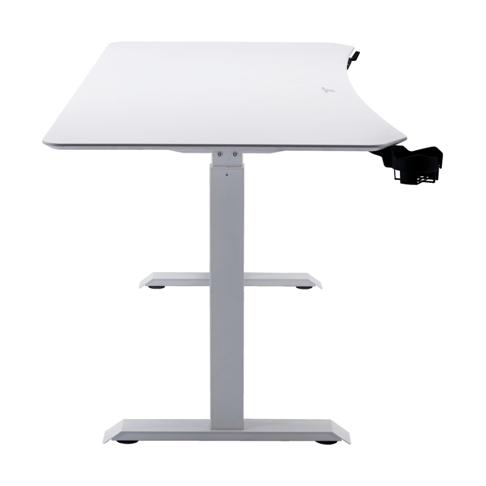 DESK TTRACING TITUS X SMART 1.8 HOWLITE XL (โต๊ะ)